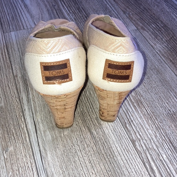 TOMS wedge peep toe, women’s 8 - Picture 2 of 3